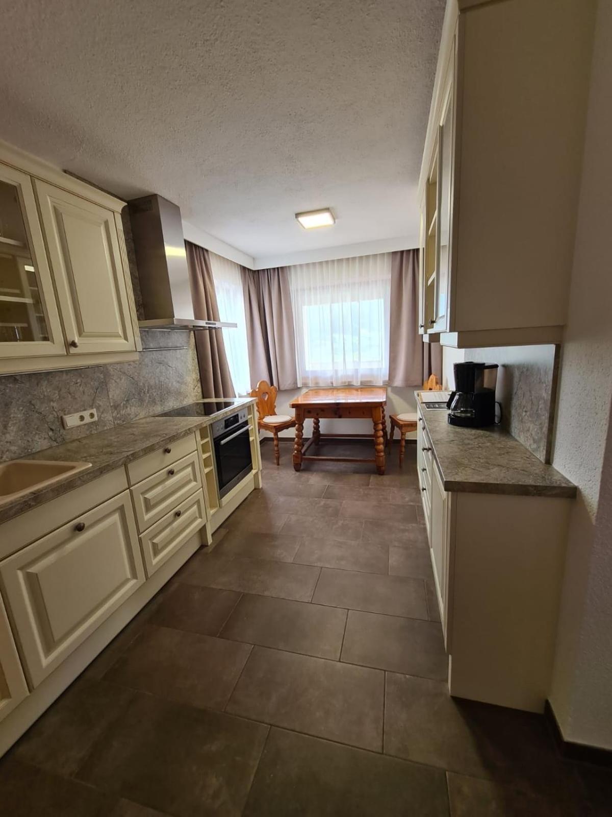 Apartment Huter Йерценс Экстерьер фото